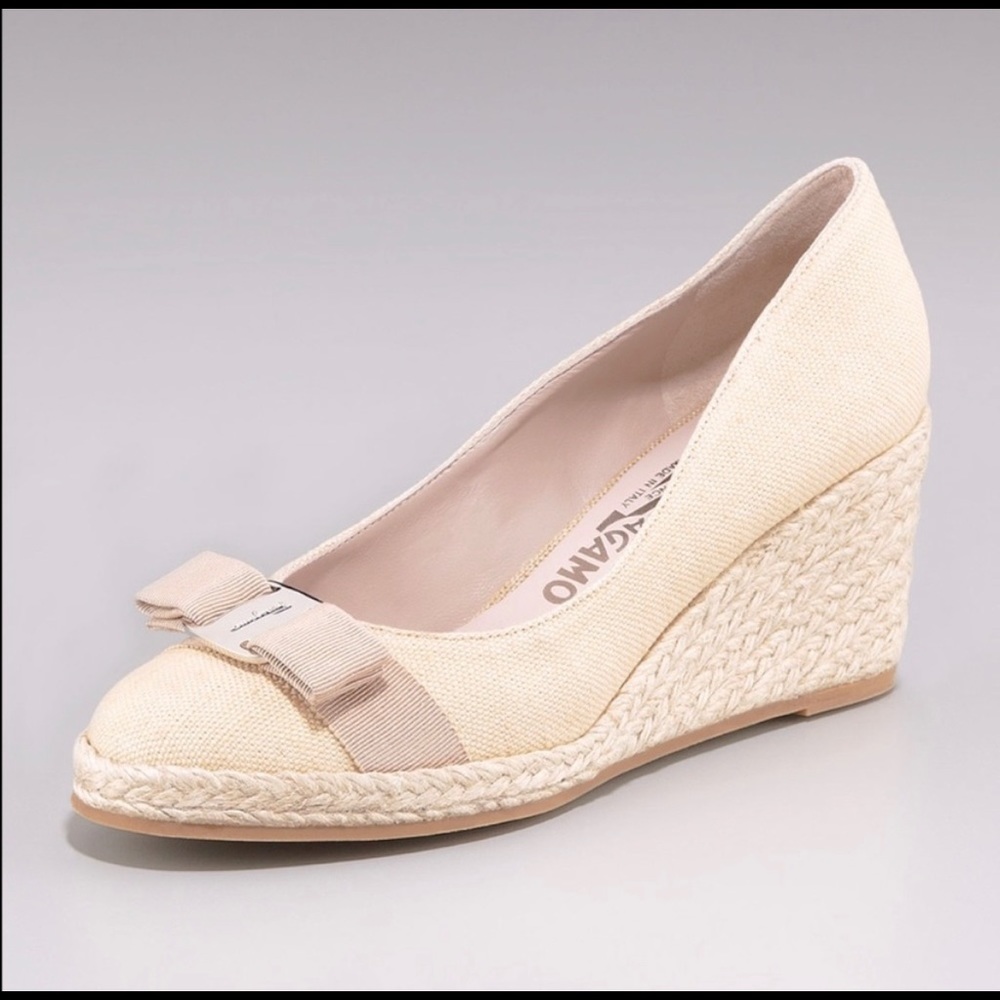 Ferragamo Darly Espadrille Wedge in Beige Canvas Size 9